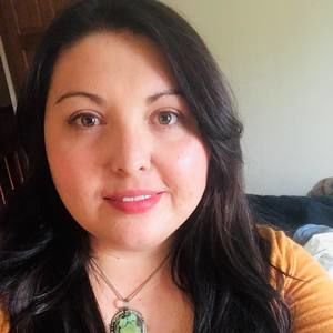 Meet your Posher, Celina